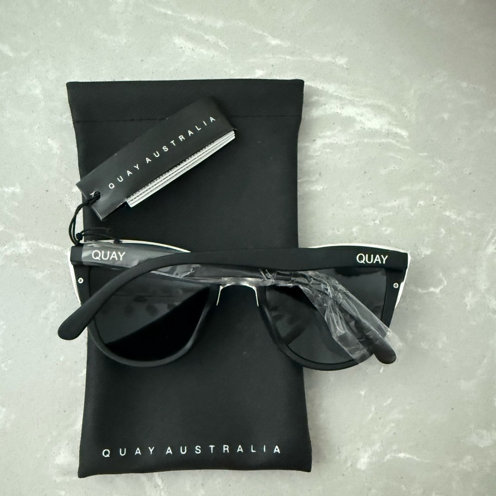 Quay Australia Black Sunglasses with Case NWT